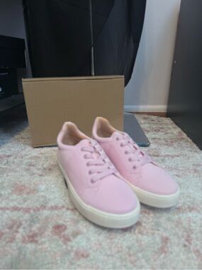 Journee Collection Pink Casual Athletic Sneakers
